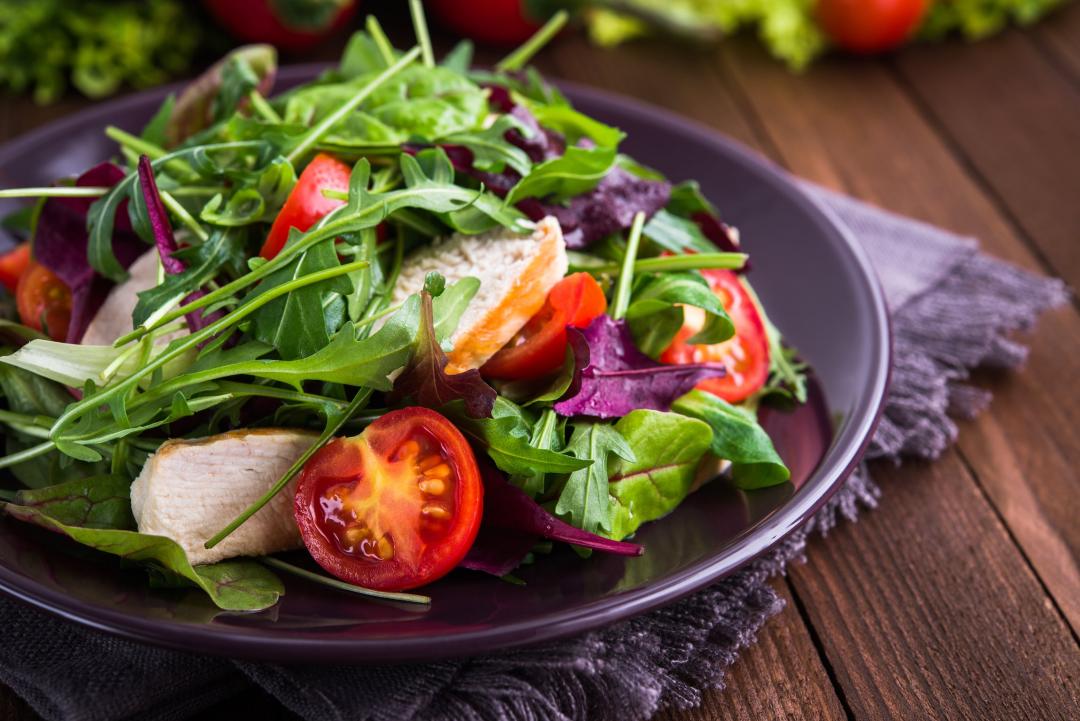 To control blood sugar, set strict meal times